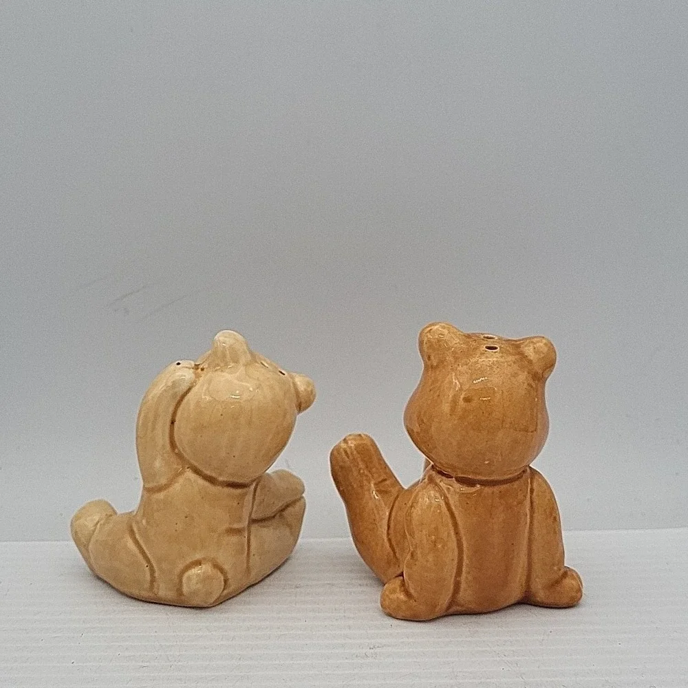 Vintage Ceramic Teddy Bear Salt and Pepper Shakers Set Brown Japan
